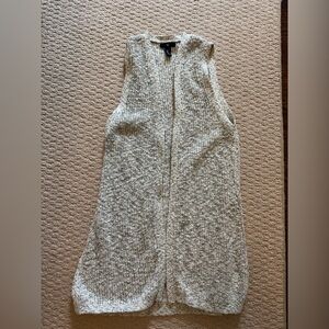 GAP Knit Vest in Cream and Gray